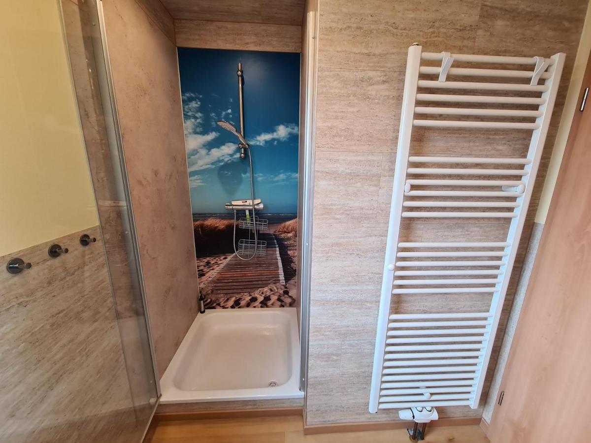 Ferienwohnung Leuchtturm Am Sandstrand Norden Esterno foto